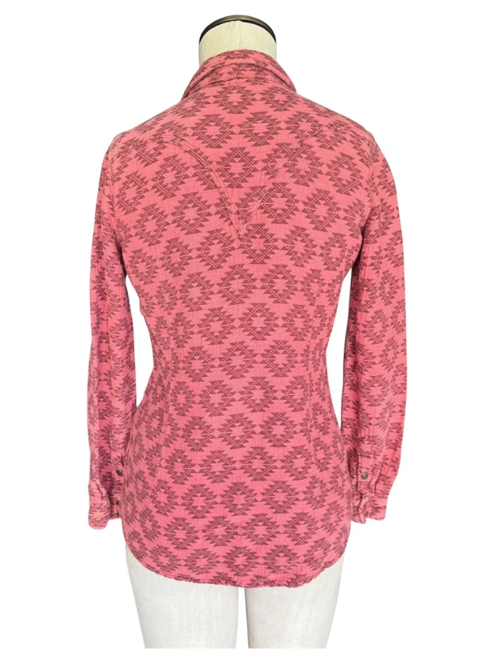 RYAN MICHAEL Apache Women’s Coral Print Western Metal Snap Front Top Sz S